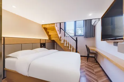 Super 8 Hotel (Wudaokou subway station, Beijing) Hotels in Beijing