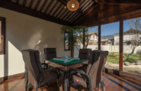 Xue Luo Light Luxury‌ SnowMountainSceneryVilla