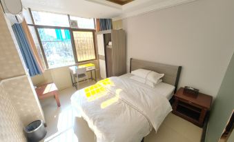 Shenzhen Minglaifa Hotel (Longgang Ailian Subway Station)