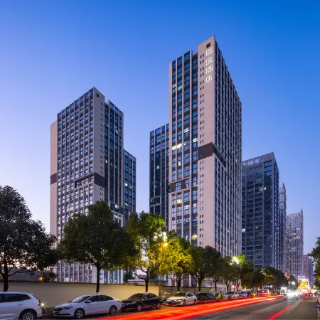 Yuantu Hotel (Guanshanhu Municipal Government Branch)