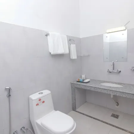 Hotel Yatra Sauraha