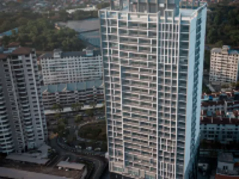 Break & Stay Suites Hotels near Karpal Singh Drive