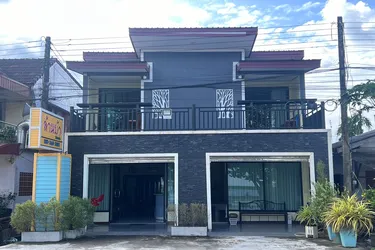 รูปภาพของล้านบัวรีสอร์ท