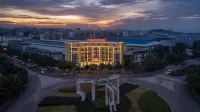 Vienna Hotel (Chongqing Jiangjin Degan Industrial Park Branch) Hotel in zona Jiangjin Gymnasium