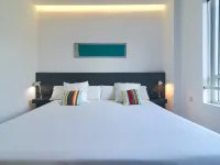 Hotel Atarazanas 토레스 데 콰르트 주변 호텔