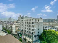 SOLARA  Hotel