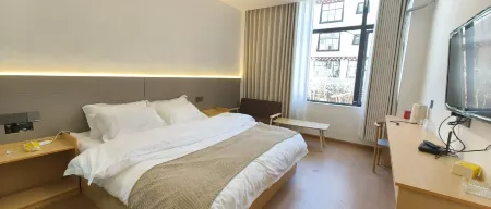 WanHong Hotel (Duola Sacred Mountain) Отели в г. Басу