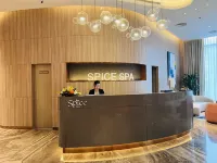 A La Carte Ha Long Apartments by Kevin & Anna - Spa
