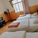 Juyi Hotel - 2-Star