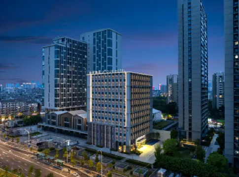 Fuzhou Cangshan Wanda Jinshan Metro Station Atour Hotel Hotels in Fuzhou