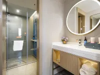 凱里亞德飯店(景德鎮陶陽裡中國陶瓷博物館店) 珠山大橋附近的飯店