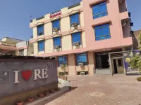Hotel Maharani Resort & Bar near Jaipur Airport - Bintang 3