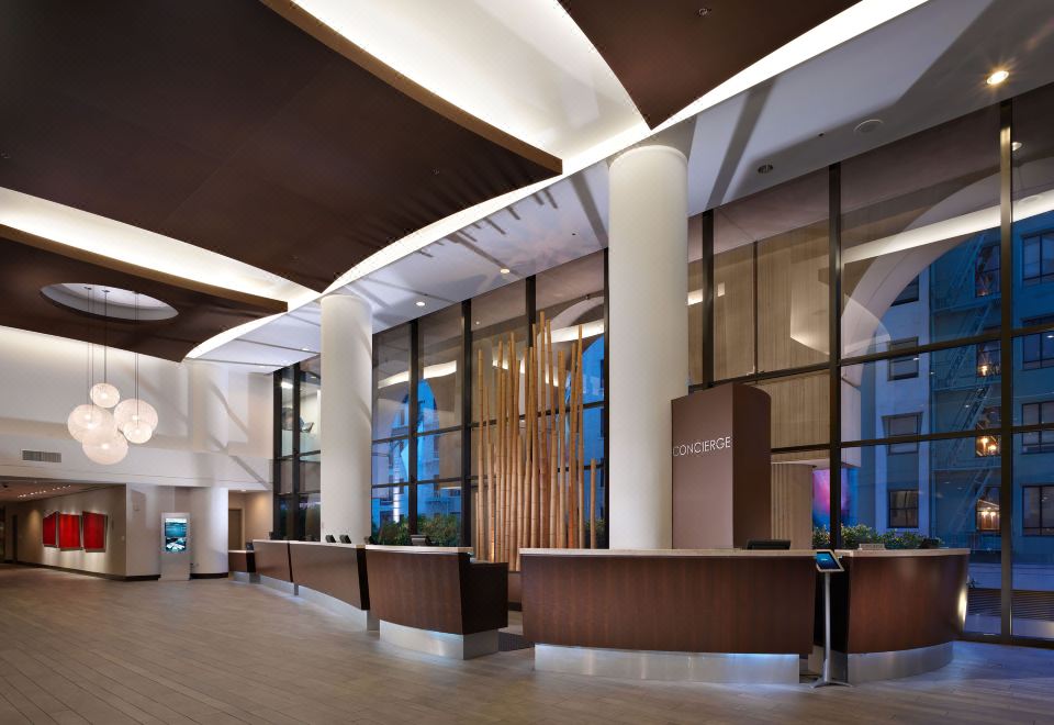 킹 조지 호텔 로비