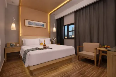 Orange Business Hotel (Liyang Center North Bus Station)