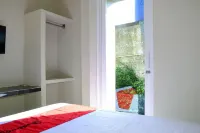 RedDoorz Near Mangga Dua Square Hotel a Giacarta