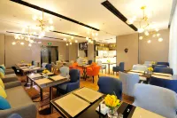 Echarm Hotel (Yulin speed Railway Station Qingwanjiang Park Branch）