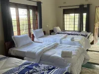 Royal South Luangwa Safaris Lodge Hotels in Mambwe
