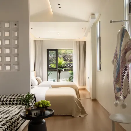 “Banshan Yuan Boutique Hotel (Dali Chongsheng Temple Pagodas Branch)