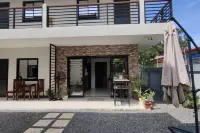 巴拉望市中心Jmorino賓館 住宿飯店