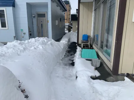 spacious room close to JR station Free WIFI parking lot