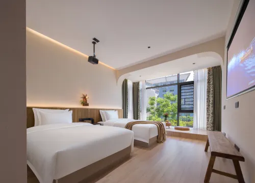 FloraVille Holiday Homestay (Chenzhou Zixing Dongjiang  Branch)