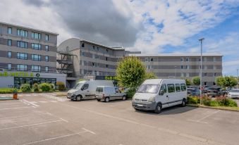B&B Hotel Calais Terminal Cité Europe 4 étoiles