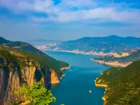 Vienna International Hotel (Chongqing Fengjie Wanda Plaza Branch - Mountain view