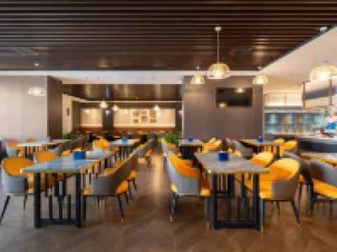 Mehood Hotel  (Huayin Huashan Tourist Center Huashan North Station Branch) Hotels in Huayin