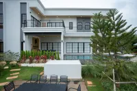 Tierra en Sierra Hotel in zona Wat SAP Nam Yen