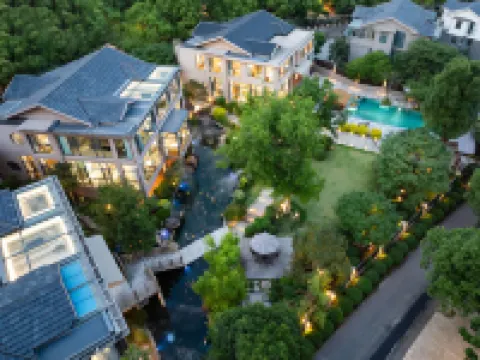 Floral Lux Hotel· Changzhou Mountain Carp Peach Blossom Hotel