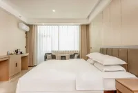 綏芬河市華隆賓館 鄰近綏芬河市體育館的酒店