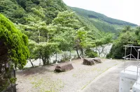 SEN.RETREAT TAKIJIRI