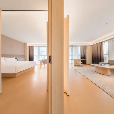JI Hotel (Guiyang North Railway Station West Plaza)