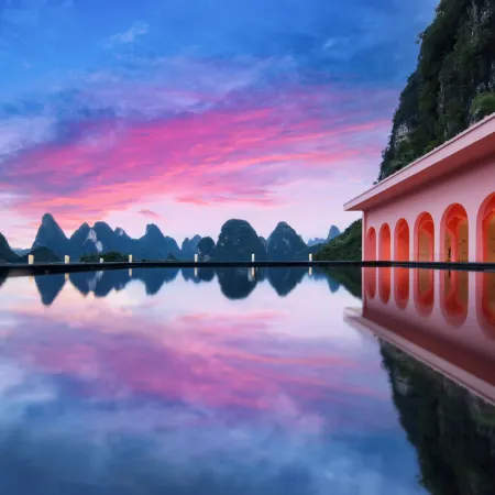 Antiliya Hotel (Yangshuo Yulong River Shili Gallery Branch)
