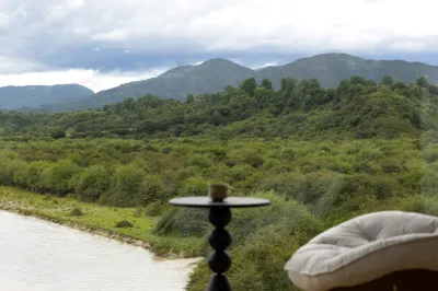 Shangri-La Tangburi Homestay Hotels near Wangyeju Camping Base