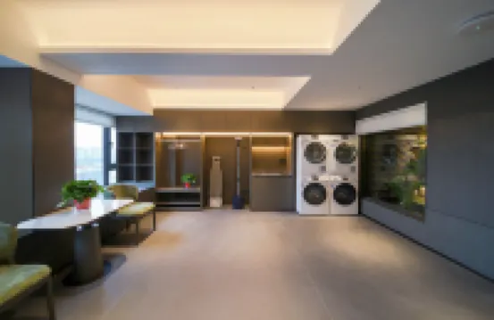 Duoyue Hotel (Zhengzhou Zhongmu Only Henan Store)