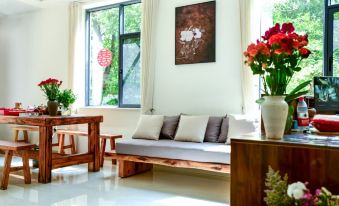 Kunming DianChi Xi an Linju Homestay (Xishan Gongyuan Subway Station)