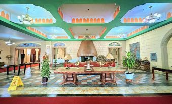 Ya'oulong Castle Hotel