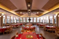 Lushan Lutos Terrace Garden Resort Hotel