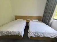 Mingyang Lake Resort