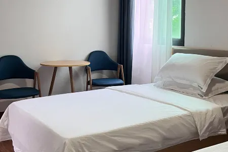 Liancheng Huajian Meisu Отели рядом с достопримечательностью «Jiulong Lake (Jiulong Cave Cluster)»