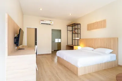 Sanipa Resort Rayong Hotel in zona Wat Krok Yai Cha