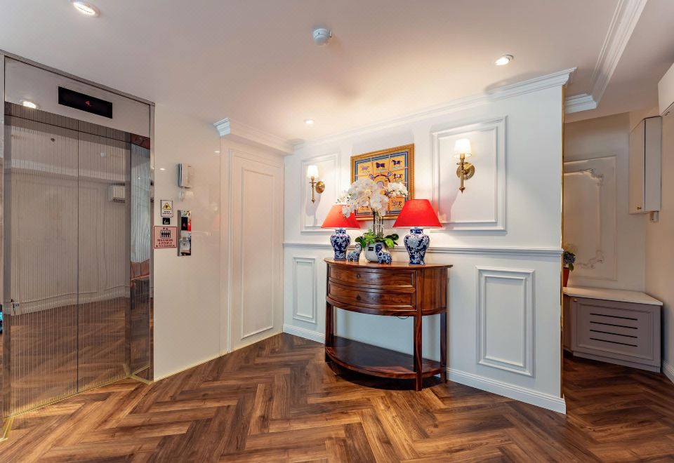 5. 잭 아파트먼트 ..