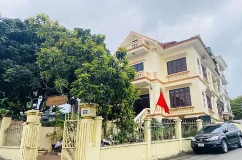 Kim's Homestay & Villa