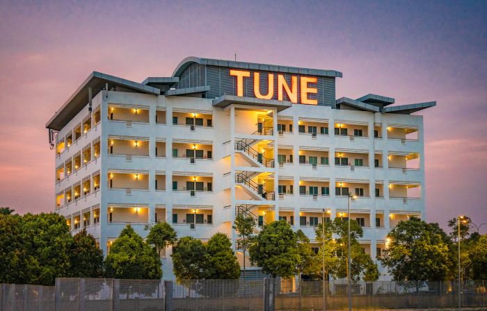 Tune Hotel KLIA Aeropolis (Airport Hotel)