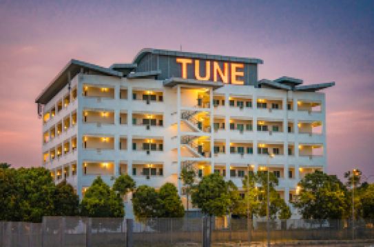 Tune Hotel KLIA Aeropolis (Airport Hotel)