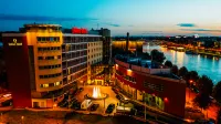 Qubus Hotel Kraków Hotels near C. H. King Square