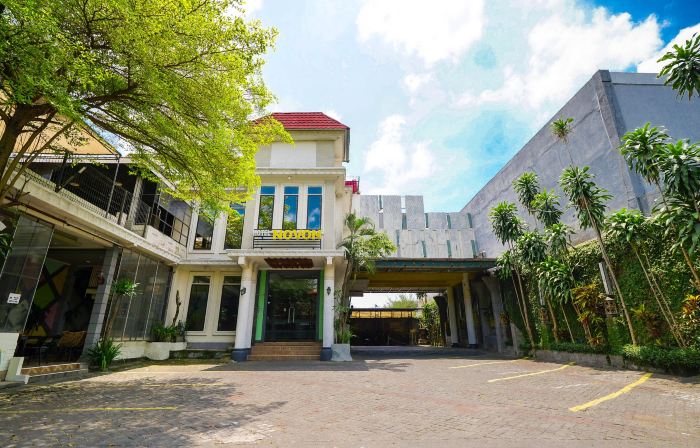 Tripletree Novon Family Hotel