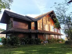 Terraces&Forest Wooden Hotel