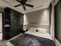 ST HOME - VINHOMES SMART CITY Các khách sạn gần Công ty Cổ phần Công nghệ Megaplus